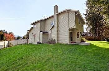 2nd image of 22330 NE 11th Pl