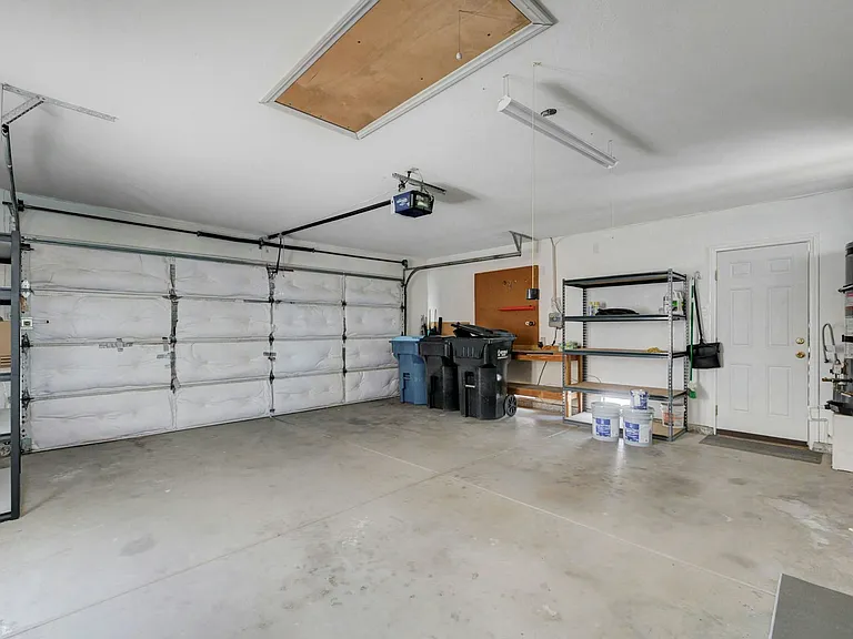 538 Lambeth Ct — Photo 47