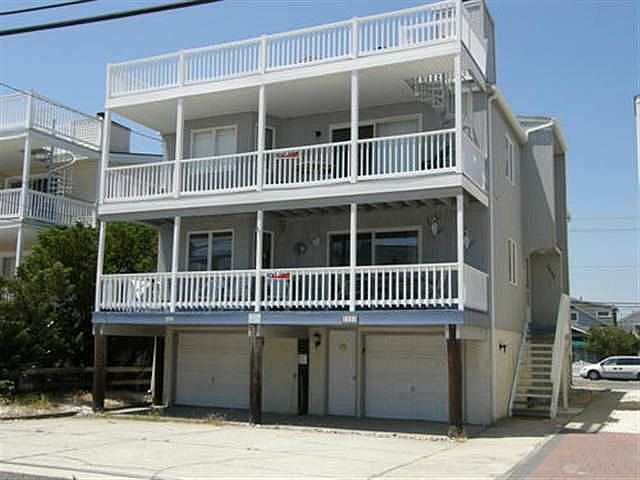 1st image of 3333 Central Ave #1