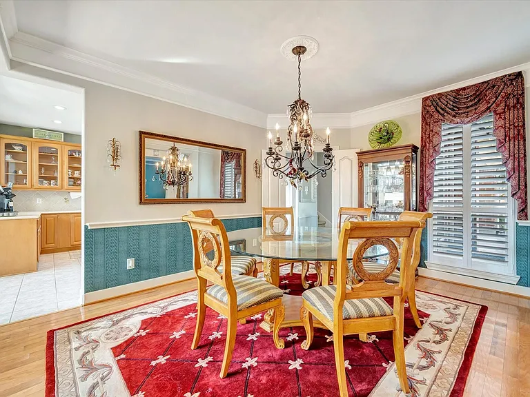 1639 Lakeside Enclave Dr — Photo 9