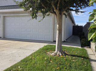 421 N Walnut Ave, Manteca, CA 95336