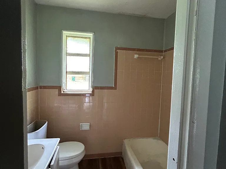 209 Morningside Dr — Photo 5