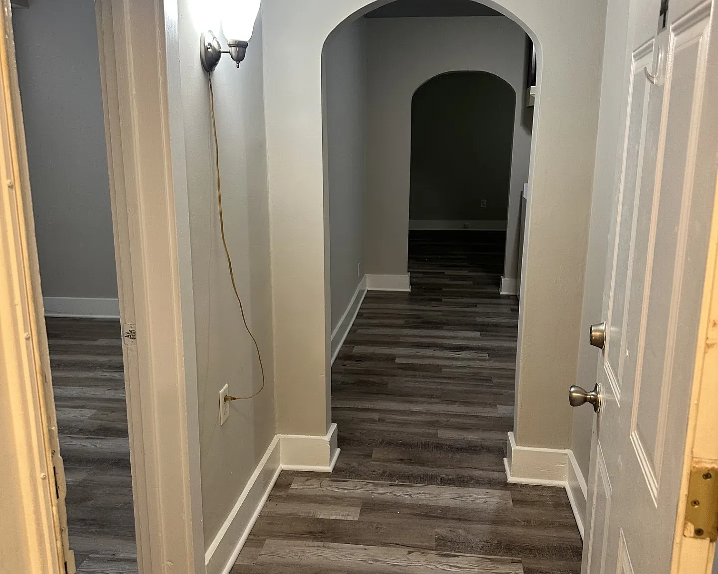 2 bed, 720 sqft, $1,600 — Photo 1