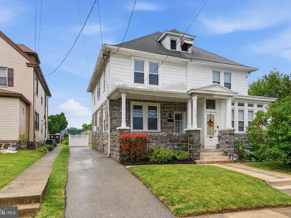 313 E Broadway Ave, Clifton Heights, PA 19018