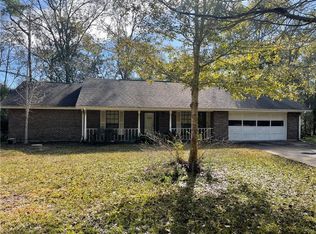 27394 Tag A Long Rd, Lacombe, LA 70445