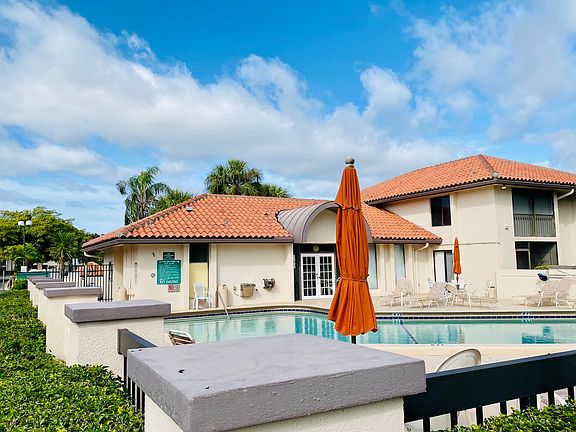 Home For Sale In San Remo