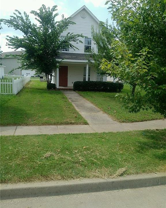 1st image of 2759 N Westminster Dr