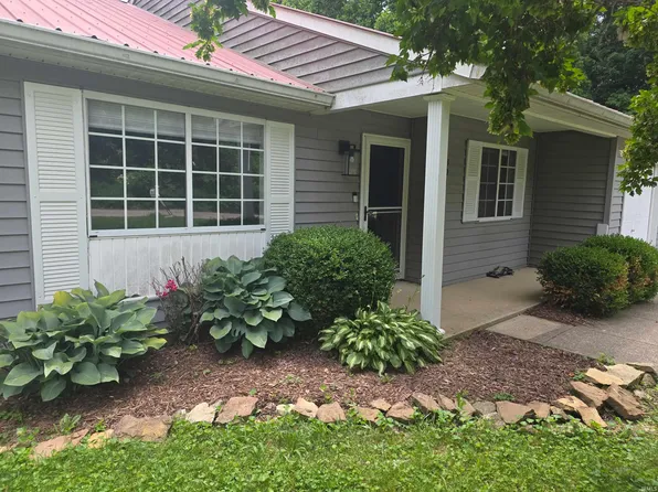 801 N Paddington Way, Ellettsville, IN 47429