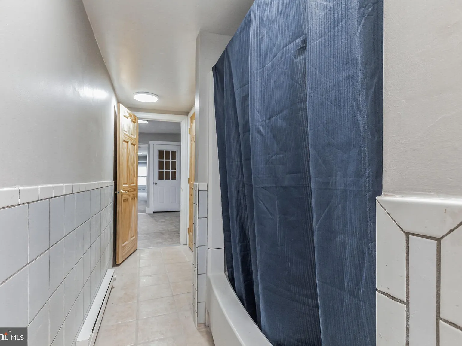 2 bed, 1000 sqft, $1,095 — Photo 4