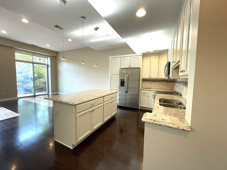1st image of 316 S Kalamazoo Mall APT 208