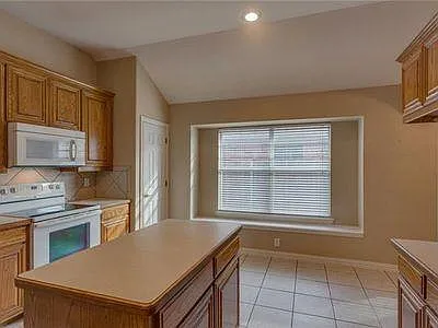 8629 Stetson Dr — Photo 6