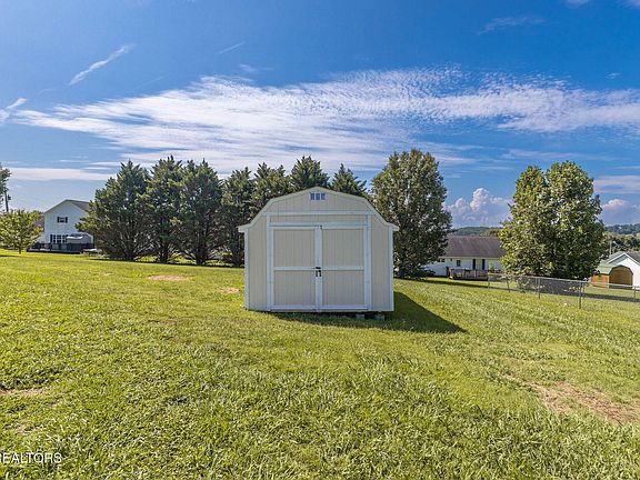 3rd image of 352 Saint Edward Dr