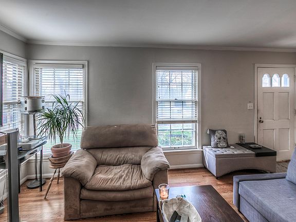 Living room 2