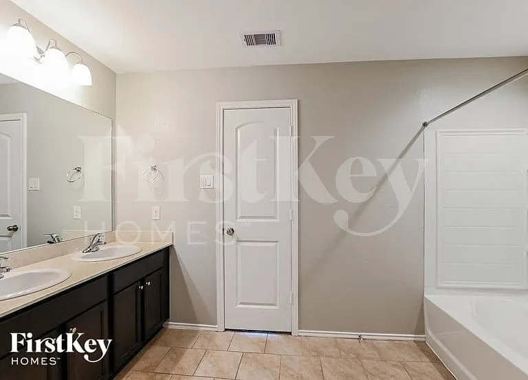 2734 Gold Flake Terrace Rd — Photo 14