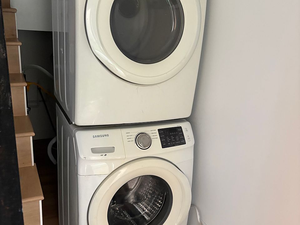 Washer dryer
