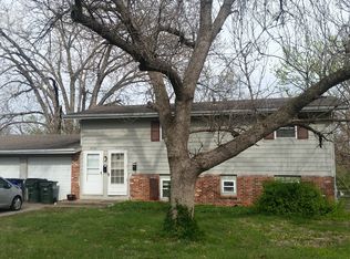 2428 Cedarwood Ave, Lawrence, KS 66046