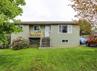 28 Swansborough Hts, Conception Bay South, NL A1W4R9