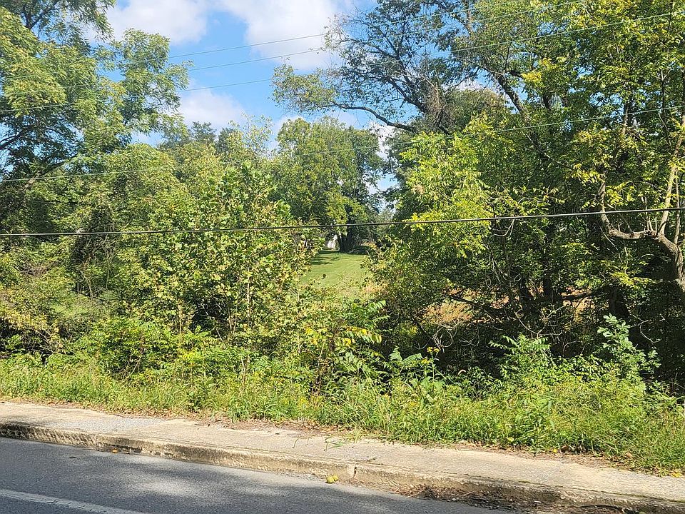 2nd image of 65 Slackwater Rd