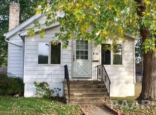 1412 S 10th St, Pekin, IL