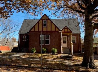 508 N 5th St, Atchison, KS 66002