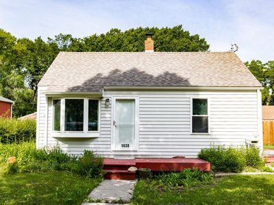 1638 11th St N, Fargo, ND, 58102