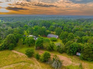 2420 Montalba, Elkhart, TX 75839