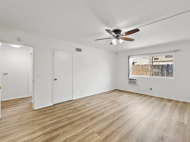 629 S Vicki Ln — Photo 22