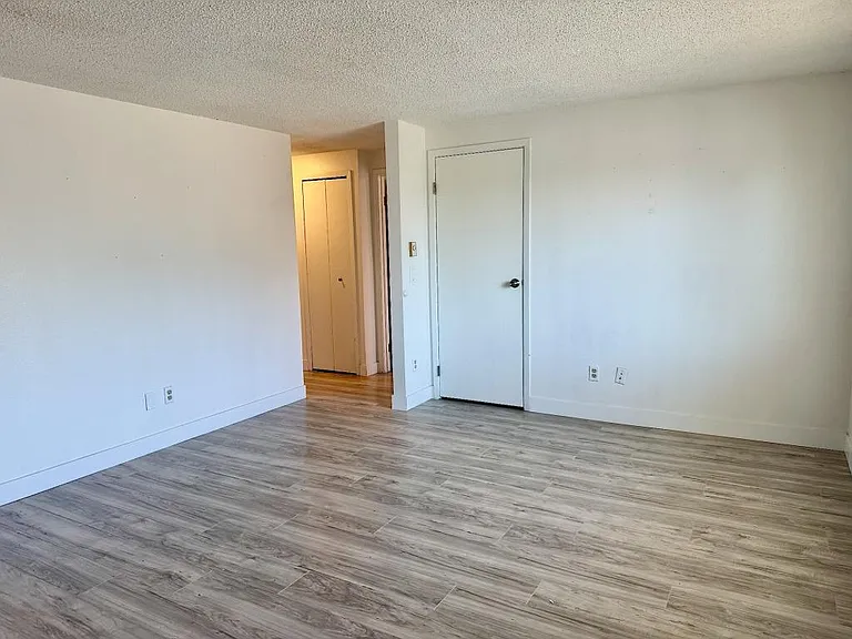 1351 Paul St — Photo 5