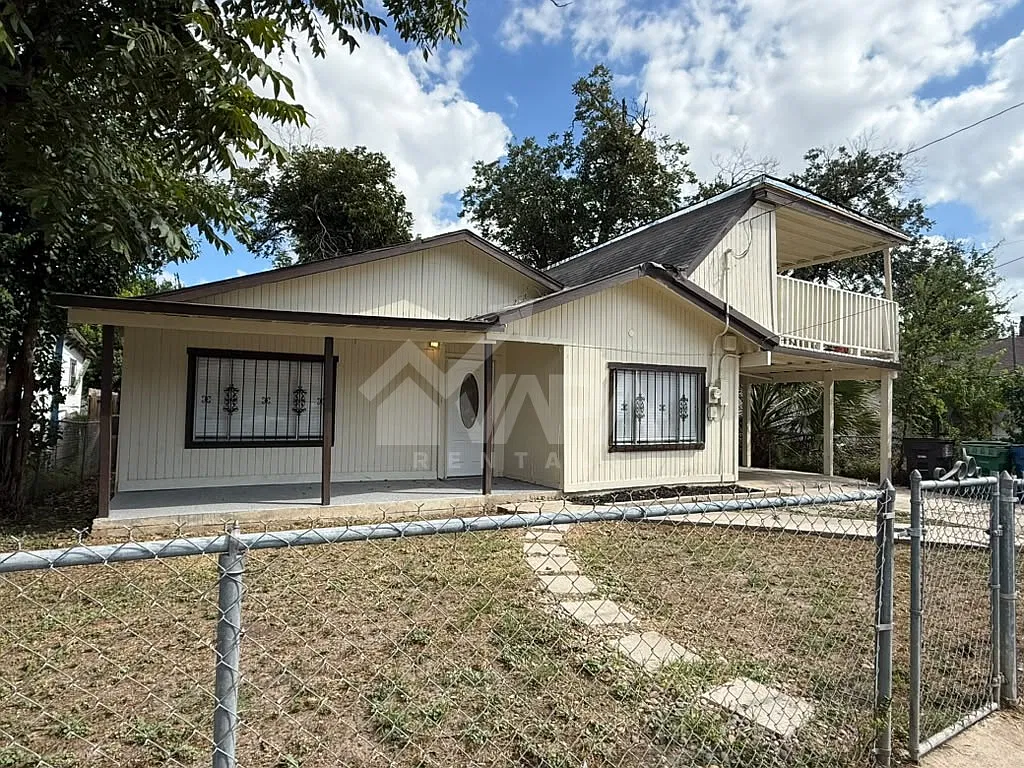 3 bed, 1788 sqft, $1,500 — Photo 2