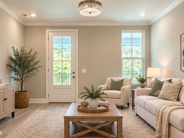 2355 Fairchild Cir Unit 202