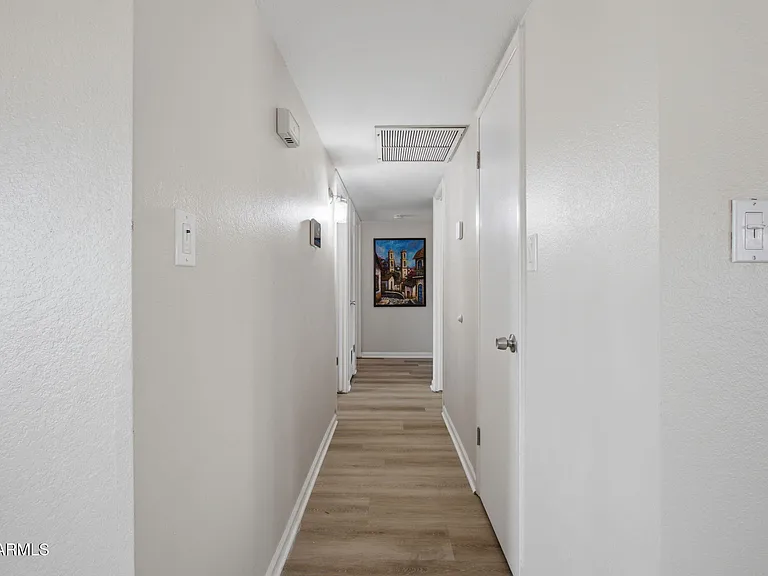 2329 E Concorda Dr — Photo 19