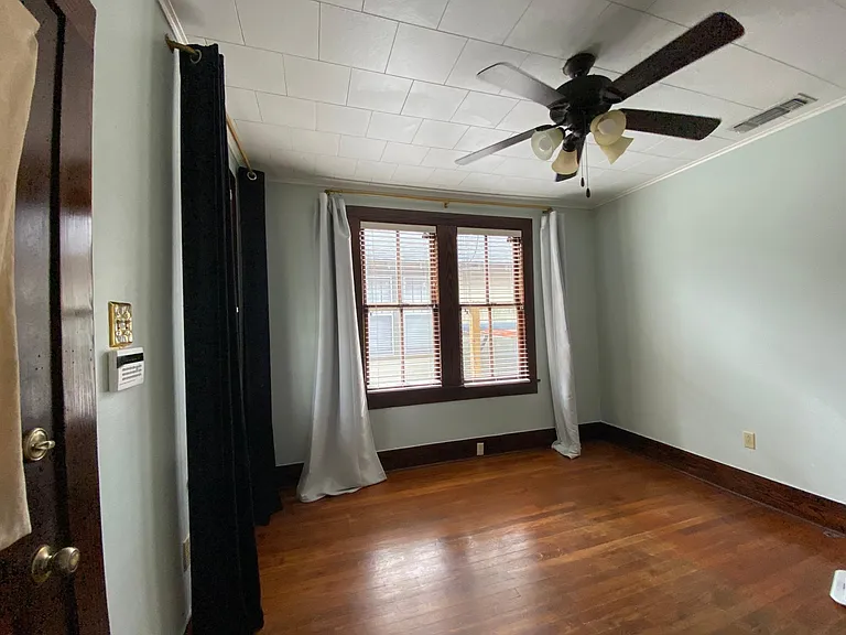614 Blanchard St — Photo 15