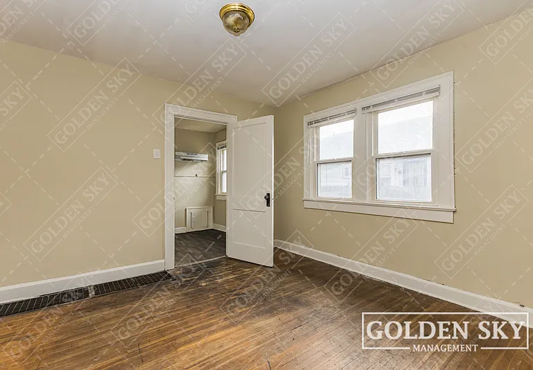 2937 N Kenwood Ave #A — Photo 7
