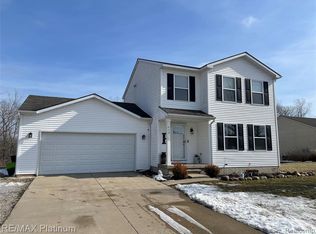 443 Windy Blf, Flushing, MI 48433