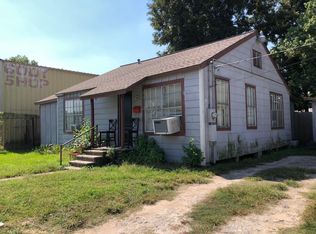 8813 Irvington Blvd, Houston, TX 77022