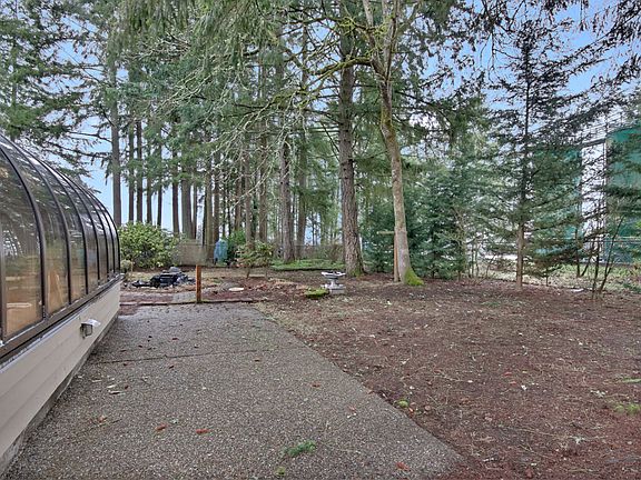 3rd image of 20255 43rd Ave E