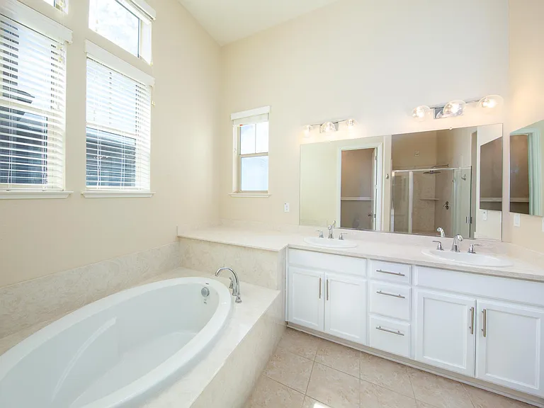 6491 Bayview Dr #1 — Photo 28
