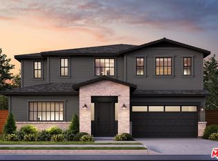 4019 Dixie Canyon Ave, Sherman Oaks, CA 91423