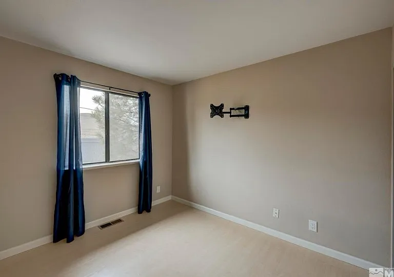 3535 Balboa Dr — Photo 15