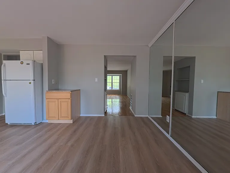 621 Ivy League Ln — Photo 10