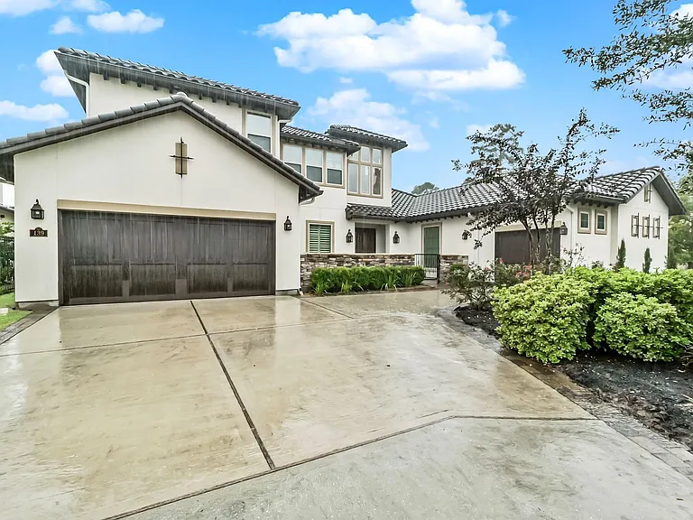 139 Gildwood Pl — Photo 1