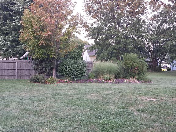 Large backyard in cul de sac