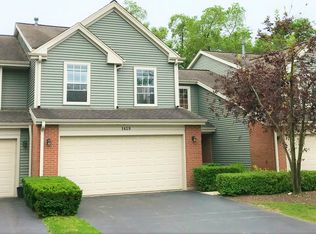 1429 W Orchard Pl, Arlington Heights, IL 60005