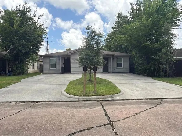 5626 Simsdale St, Houston, TX 77033