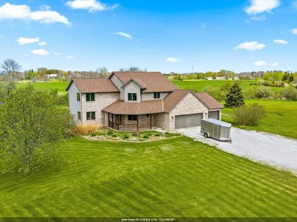 N2729 Lakeshore Rd, Kewaunee, WI 54216