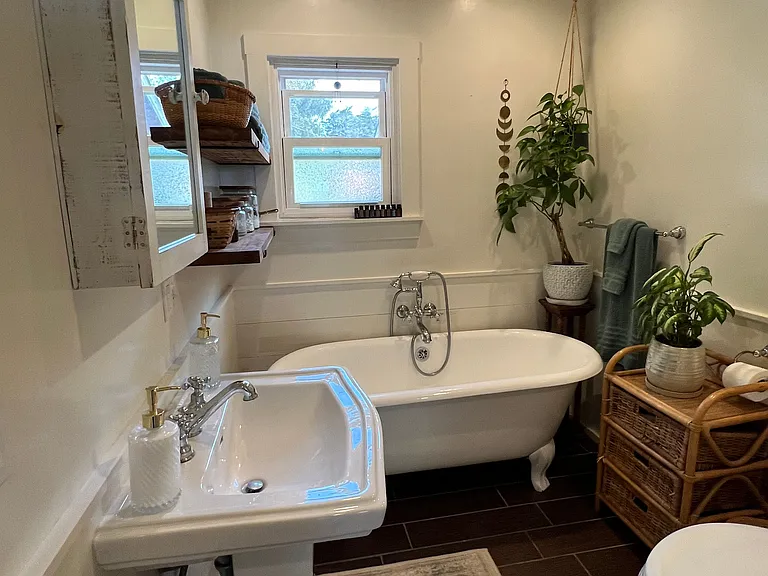 153 Forest Ave — Photo 13