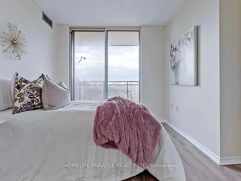 20 Cherrytree Dr #409 — Photo 8