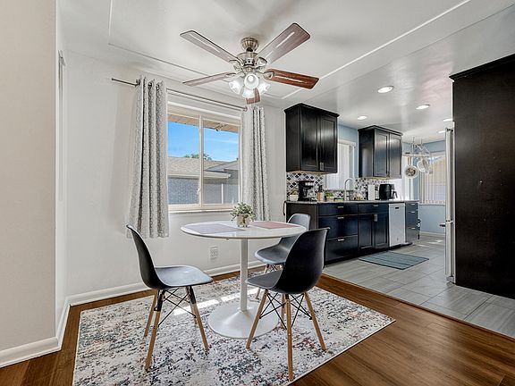 Dining Table/Area