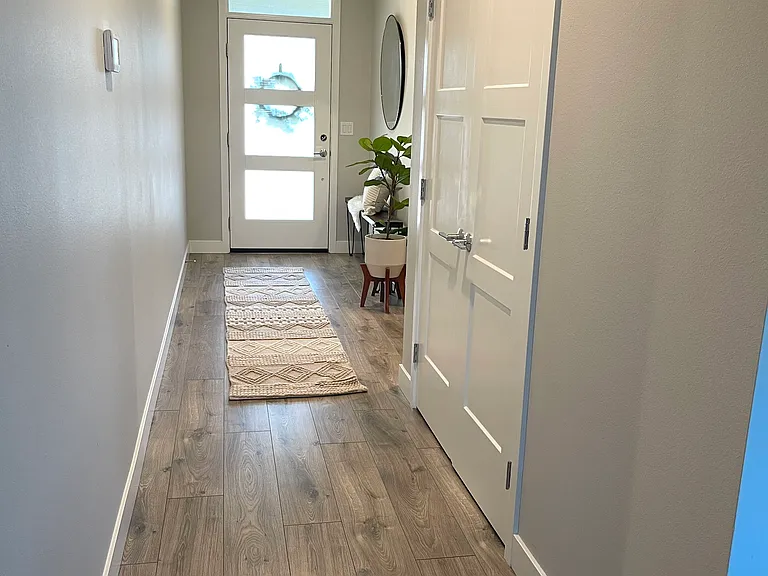 4658 Village View St — Photo 5