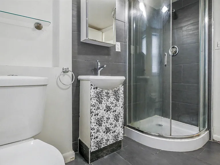 516 N Connecticut Ave #1 — Photo 15